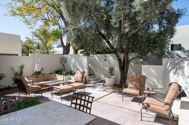 5101 N CASA BLANCA Drive 217, Paradise Valley, AZ 85253