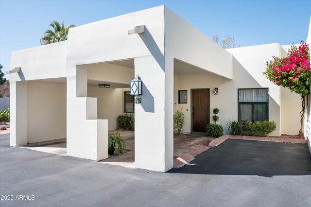 5101 N CASA BLANCA Drive 217, Paradise Valley, AZ 85253