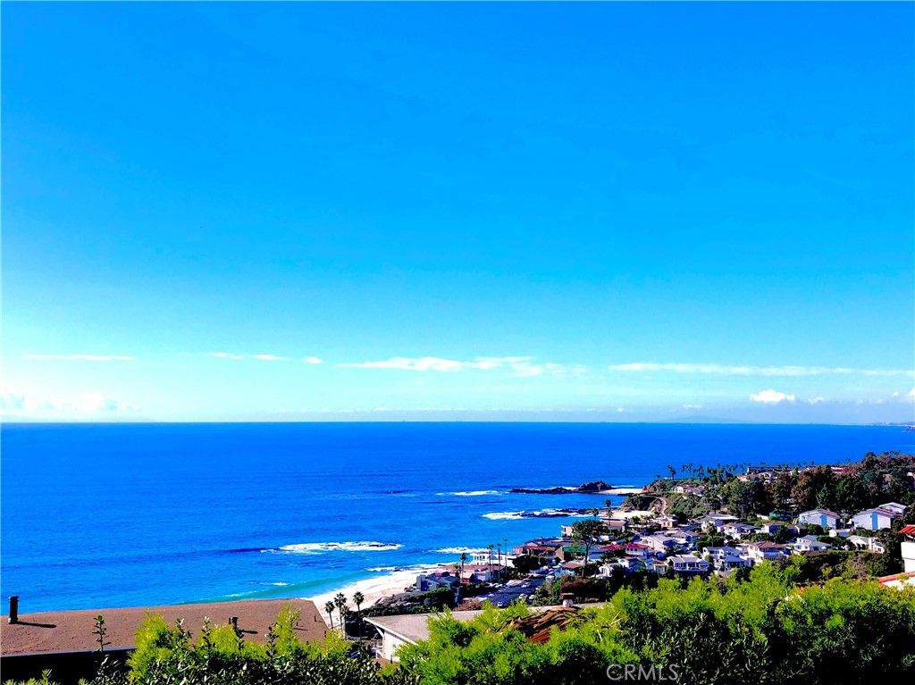Image 1 of property listing at 31152 Holly Drive, Laguna Beach, CA 92651