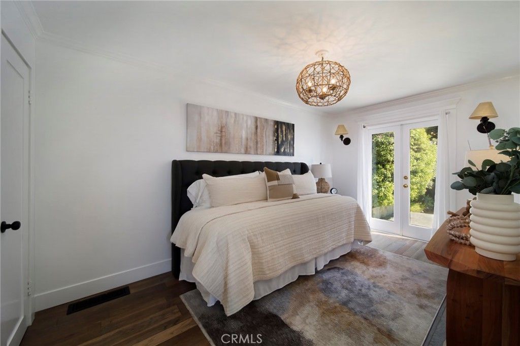 Image 14 of property listing at 31152 Holly Drive, Laguna Beach, CA 92651