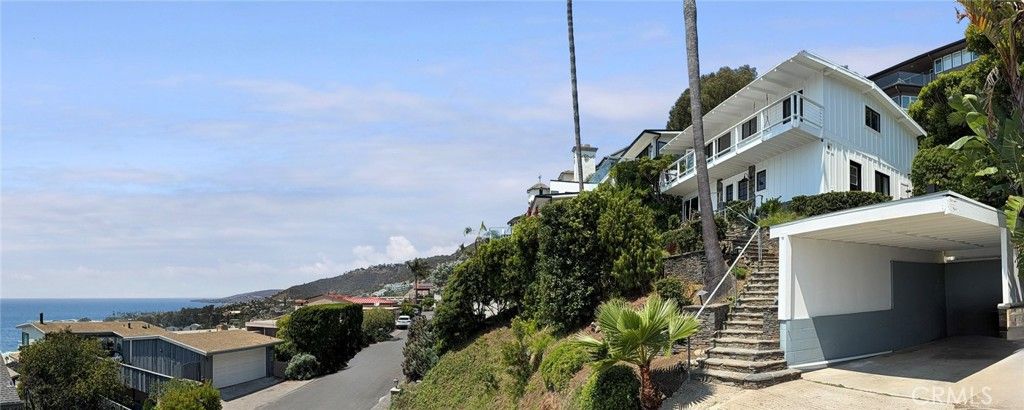 Image 5 of property listing at 31152 Holly Drive, Laguna Beach, CA 92651