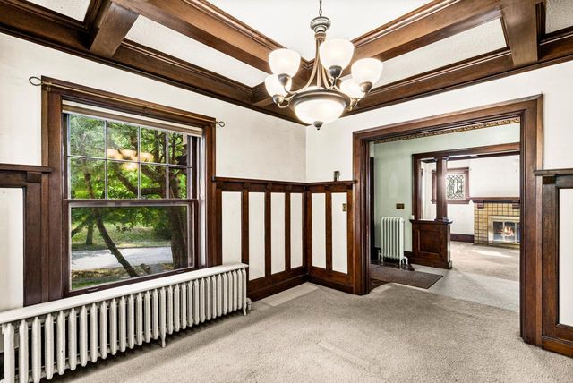 101 S 20th Avenue E, Duluth, MN 55812