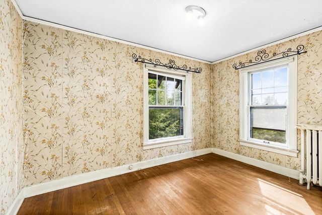101 S 20th Avenue E, Duluth, MN 55812