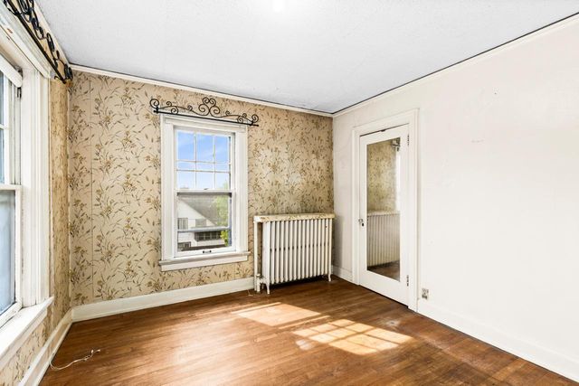 101 S 20th Avenue E, Duluth, MN 55812