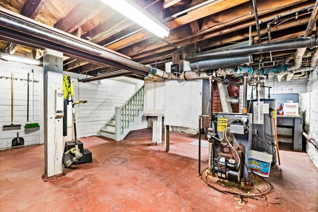 101 S 20th Avenue E, Duluth, MN 55812