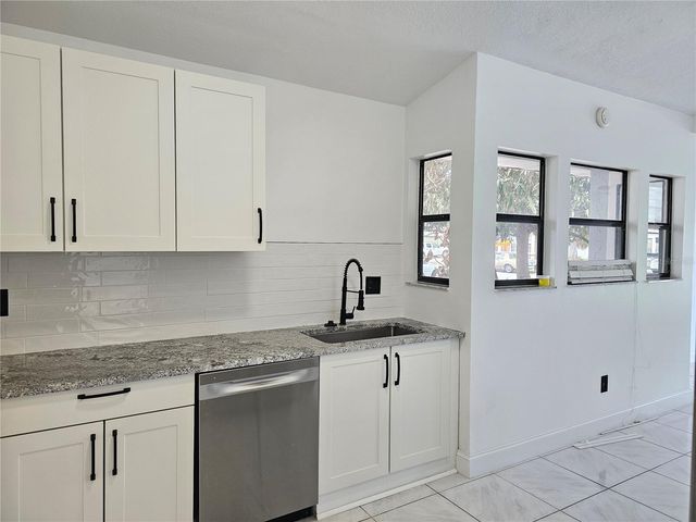 826 HORSESHOE BAY DRIVE, Kissimmee, FL 34741