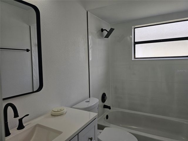 826 HORSESHOE BAY DRIVE, Kissimmee, FL 34741