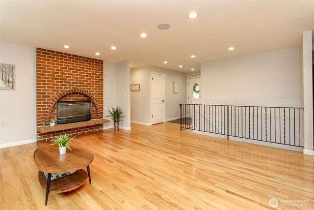 3716 SW 328th Place, Puyallup, WA 98023