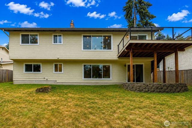 3716 SW 328th Place, Puyallup, WA 98023