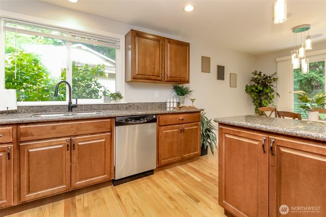 3716 SW 328th Place, Puyallup, WA 98023