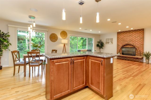 3716 SW 328th Place, Puyallup, WA 98023