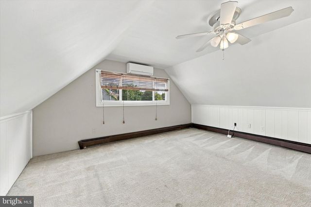 10 EAST LN, Levittown, PA 19054