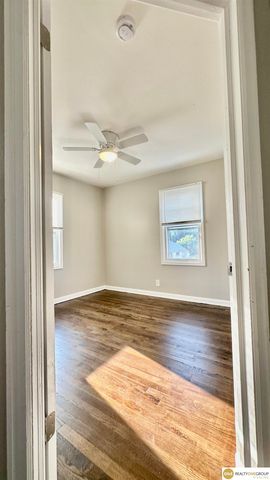 3748 N 43 Street, Omaha, NE 68111