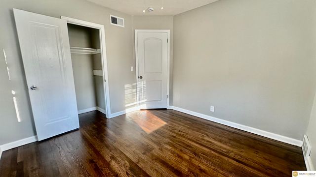 3748 N 43 Street, Omaha, NE 68111