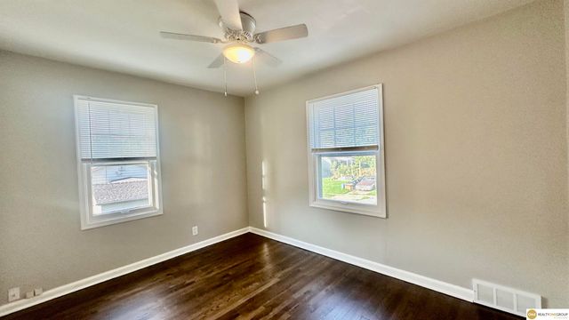 3748 N 43 Street, Omaha, NE 68111