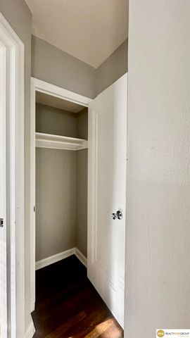 3748 N 43 Street, Omaha, NE 68111