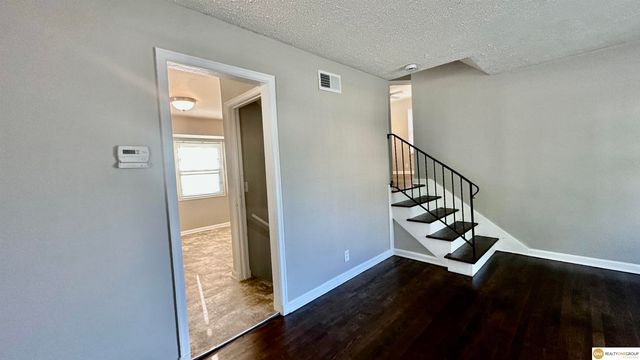 3748 N 43 Street, Omaha, NE 68111