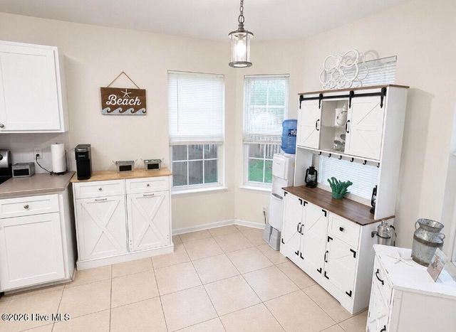 687 Windsor Drive SE, Belville, NC 28451