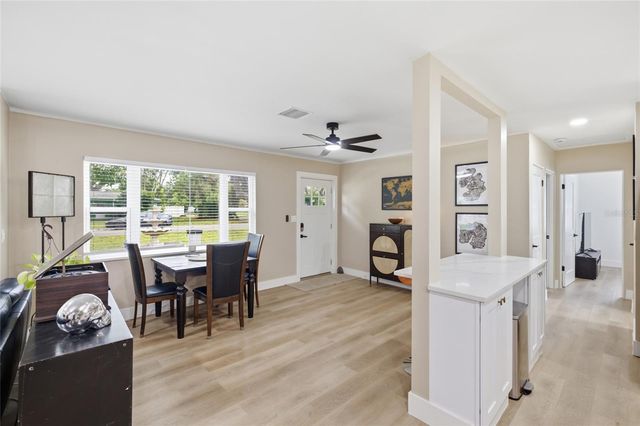 4300 28TH AVENUE N, St Petersburg, FL 33713