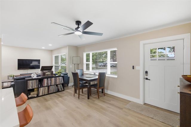 4300 28TH AVENUE N, St Petersburg, FL 33713