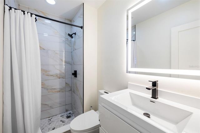 4300 28TH AVENUE N, St Petersburg, FL 33713