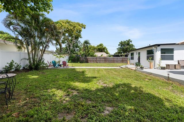 4300 28TH AVENUE N, St Petersburg, FL 33713