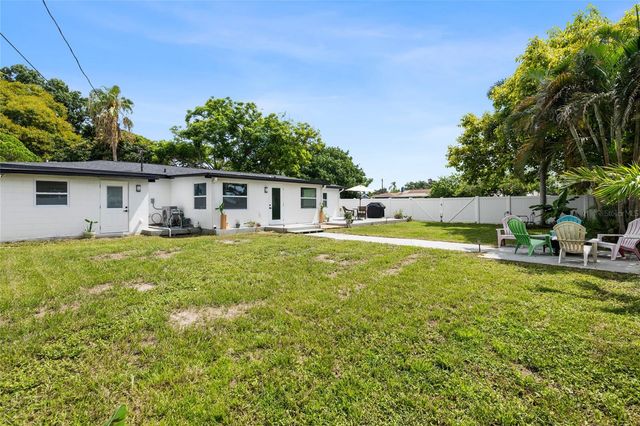 4300 28TH AVENUE N, St Petersburg, FL 33713
