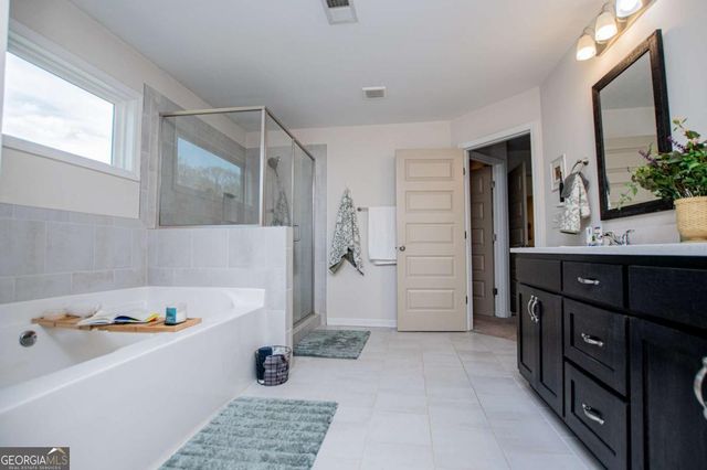 123 Sandalwood Drive, Carrollton, GA 30117