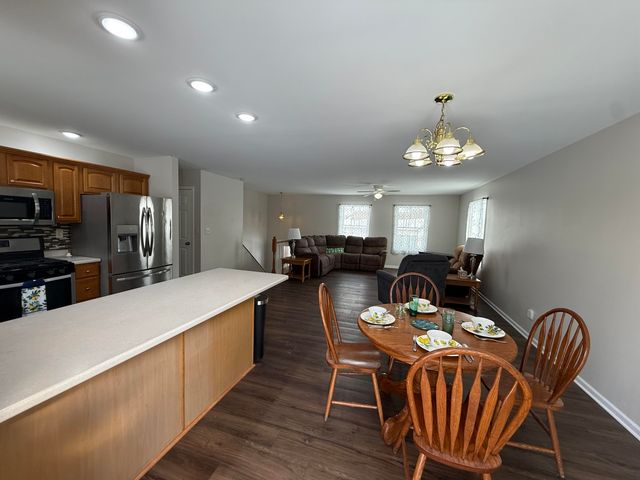 1622 N Circle View Lane, La Porte, IN 46350