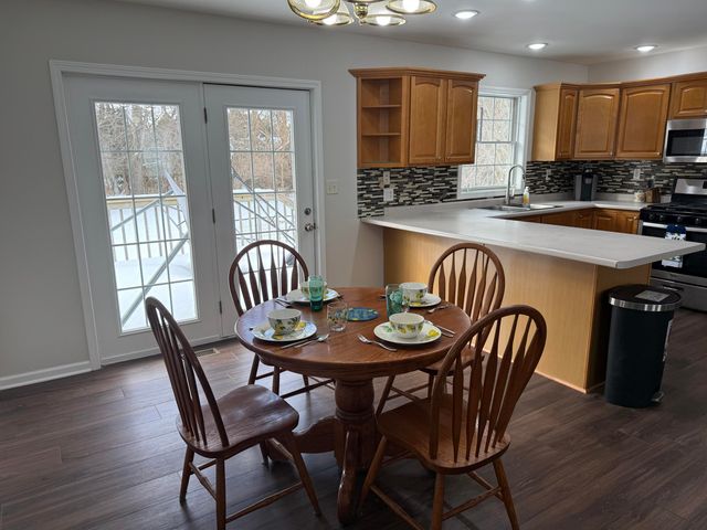 1622 N Circle View Lane, La Porte, IN 46350