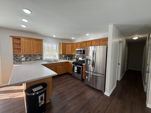 1622 N Circle View Lane, La Porte, IN 46350