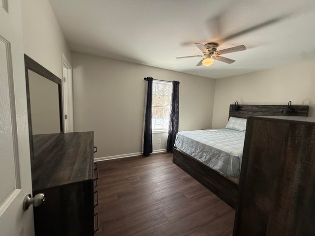 1622 N Circle View Lane, La Porte, IN 46350