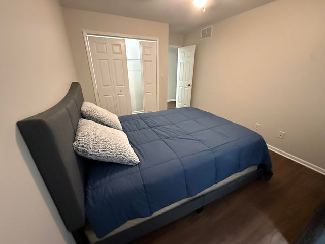 1622 N Circle View Lane, La Porte, IN 46350