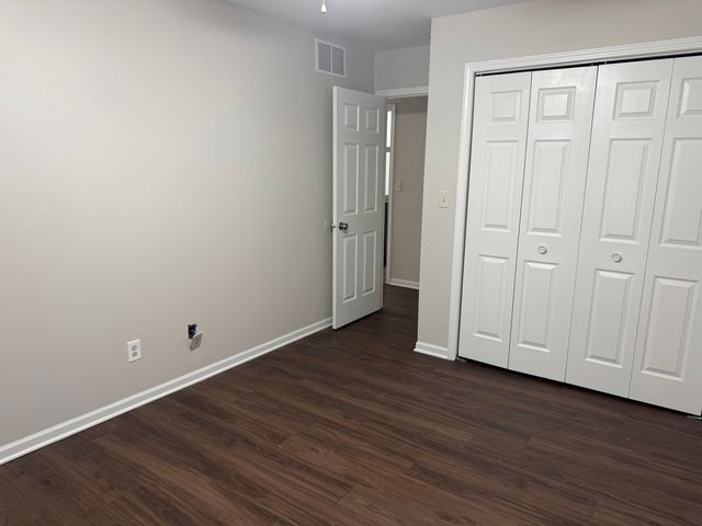 1622 N Circle View Lane, La Porte, IN 46350