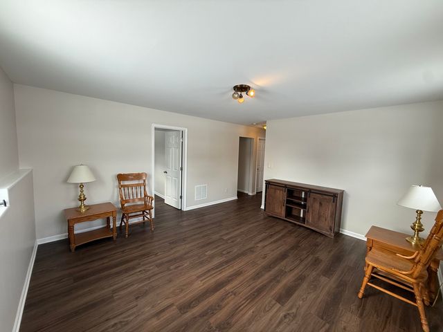 1622 N Circle View Lane, La Porte, IN 46350