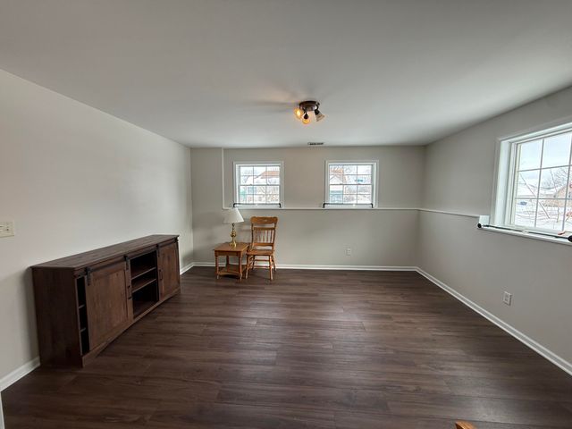 1622 N Circle View Lane, La Porte, IN 46350