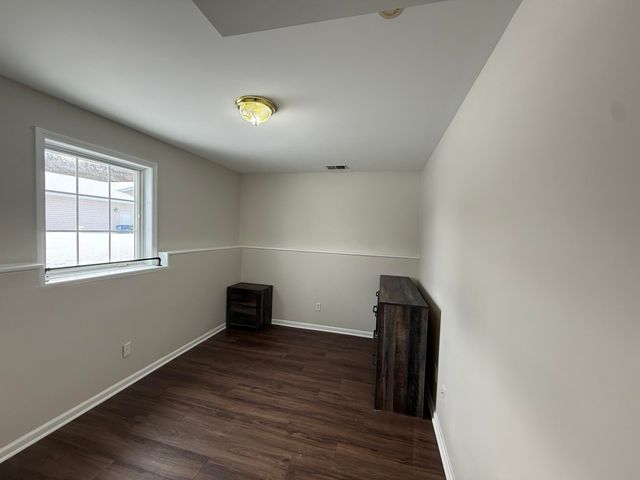 1622 N Circle View Lane, La Porte, IN 46350