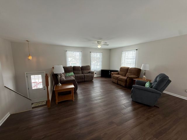 1622 N Circle View Lane, La Porte, IN 46350