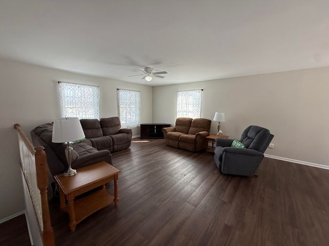 1622 N Circle View Lane, La Porte, IN 46350