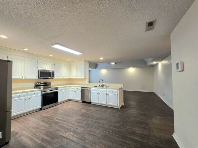 3682 Beacon Drive, Sumter, SC 29154