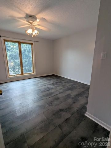 100 Northshore Court A-02, Cherryville, NC 28021