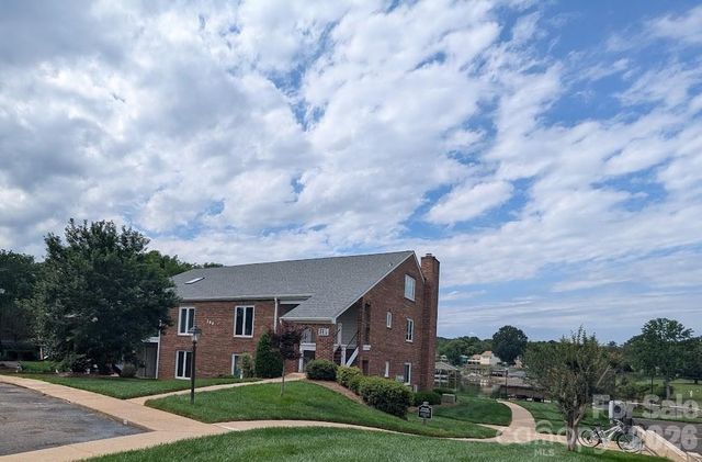 100 Northshore Court A-02, Cherryville, NC 28021
