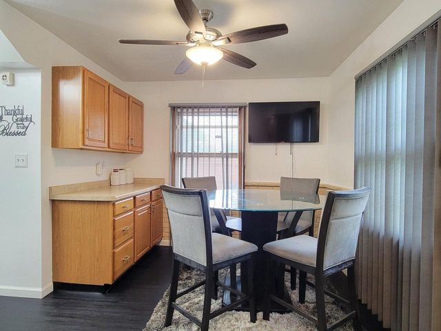 5805 N 111th STREET, Milwaukee, WI 53225
