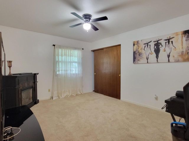5805 N 111th STREET, Milwaukee, WI 53225