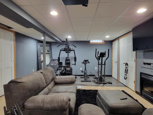 5805 N 111th STREET, Milwaukee, WI 53225
