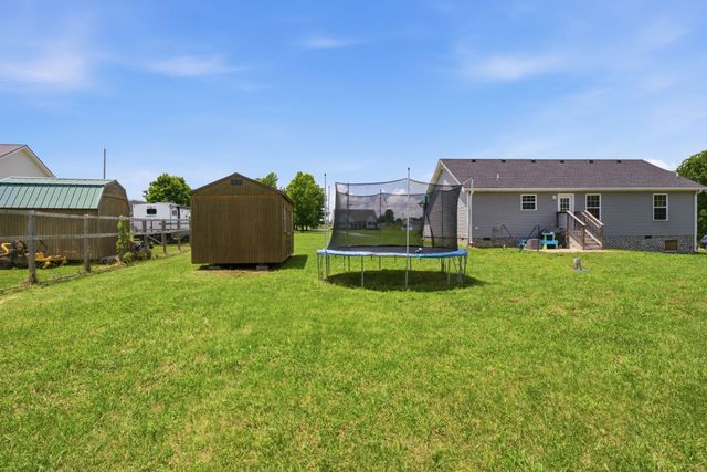 532 Martin Chapel Rd, Portland, TN 37148