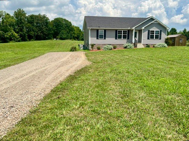 532 Martin Chapel Rd, Portland, TN 37148