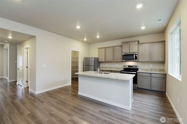 8507 13th Avenue E, Tacoma, WA 98445