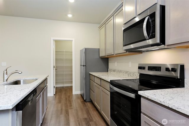 8507 13th Avenue E, Tacoma, WA 98445