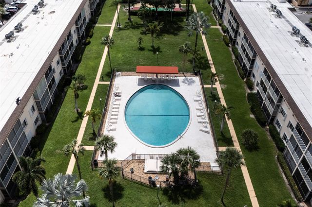 4500 N Federal Hwy 158G, Lighthouse Point, FL 33064